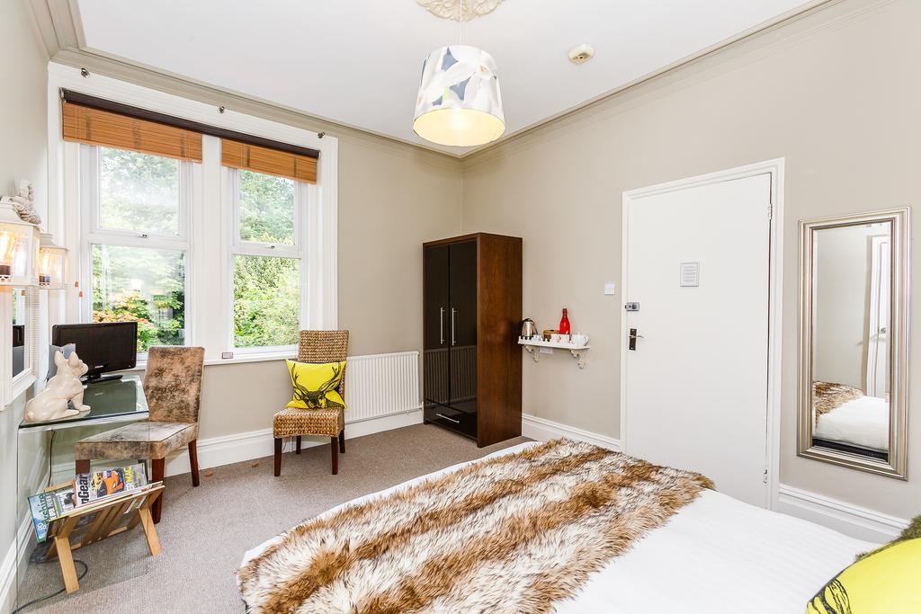 The Bijou Hotel Harrogate Ngoại thất bức ảnh
